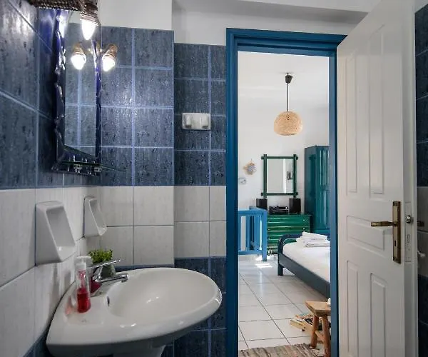 Nefeli In Blue Pláka