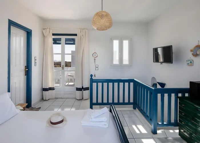 Nefeli In Blue * Pláka