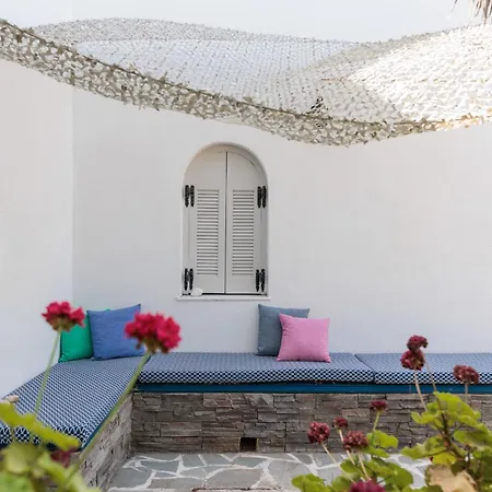 Nefeli In Blue * Pláka