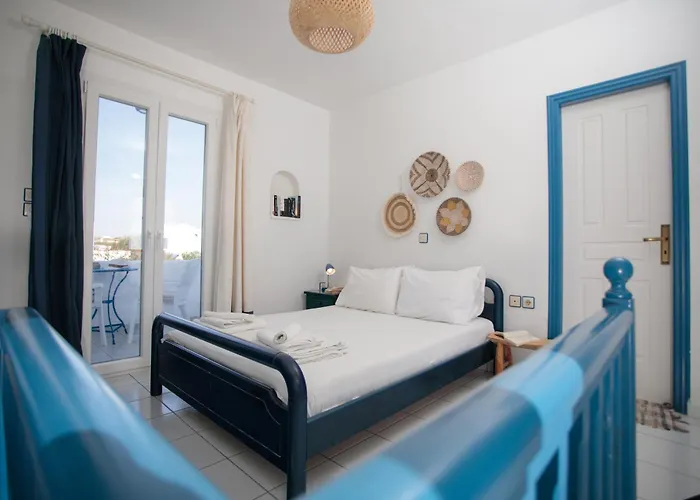 Willa Nefeli In Blue Pláka